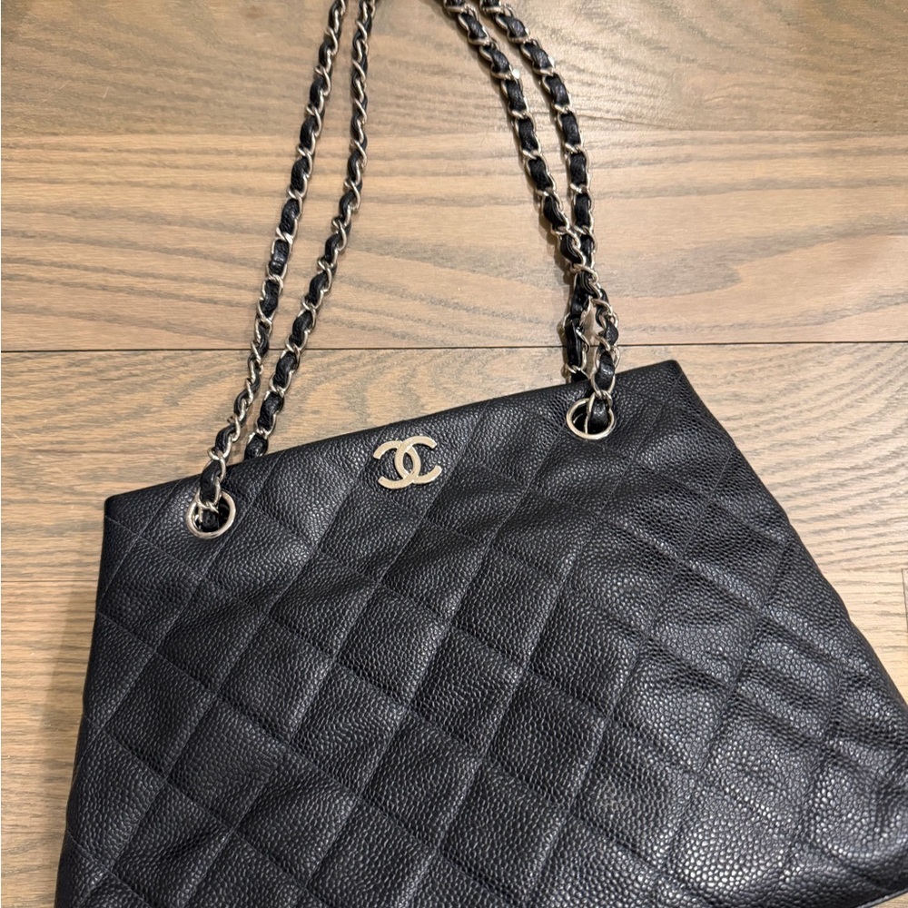 Chanel Black Quilted Shoulder Bag
